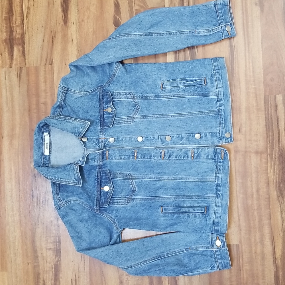 Denim jacket size XL